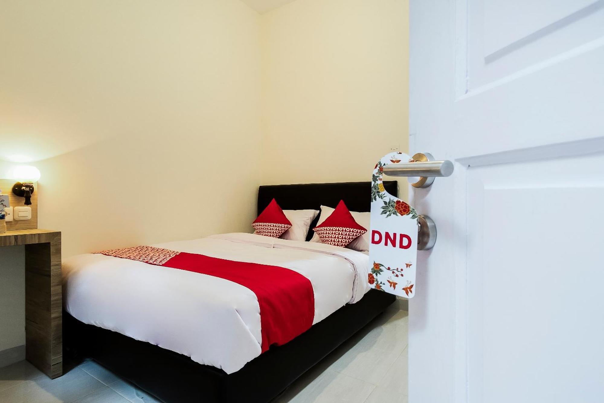 Super Oyo Capital O 873 Kamani Homestay Syariah Medan Exterior foto