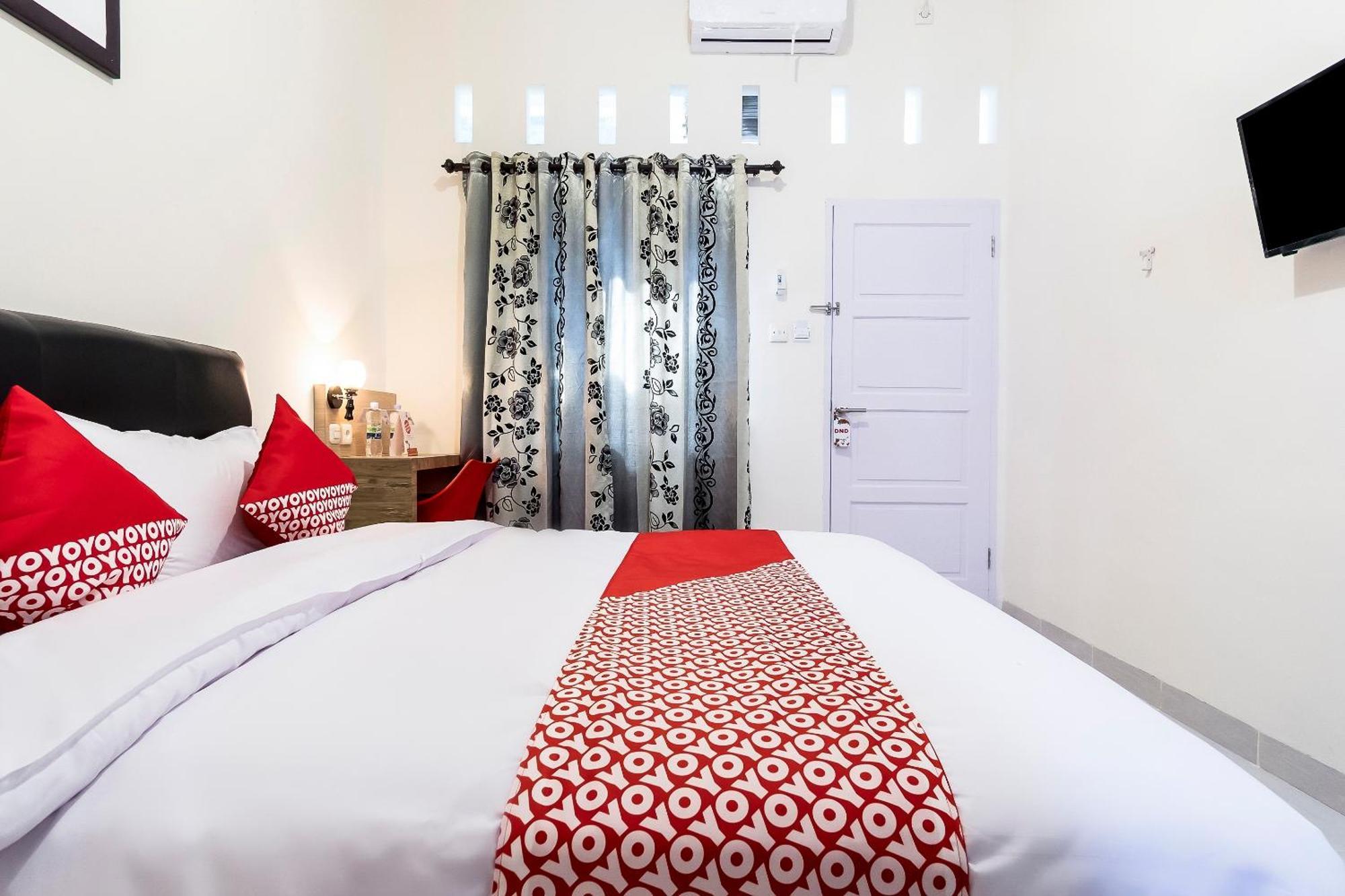 Super Oyo Capital O 873 Kamani Homestay Syariah Medan Exterior foto