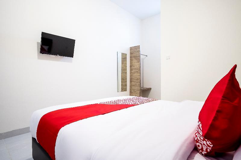 Super Oyo Capital O 873 Kamani Homestay Syariah Medan Exterior foto